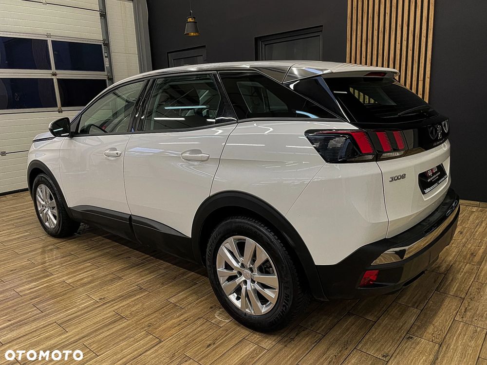 Peugeot 3008 1.2 PureTech GPF Allure S&S - 11