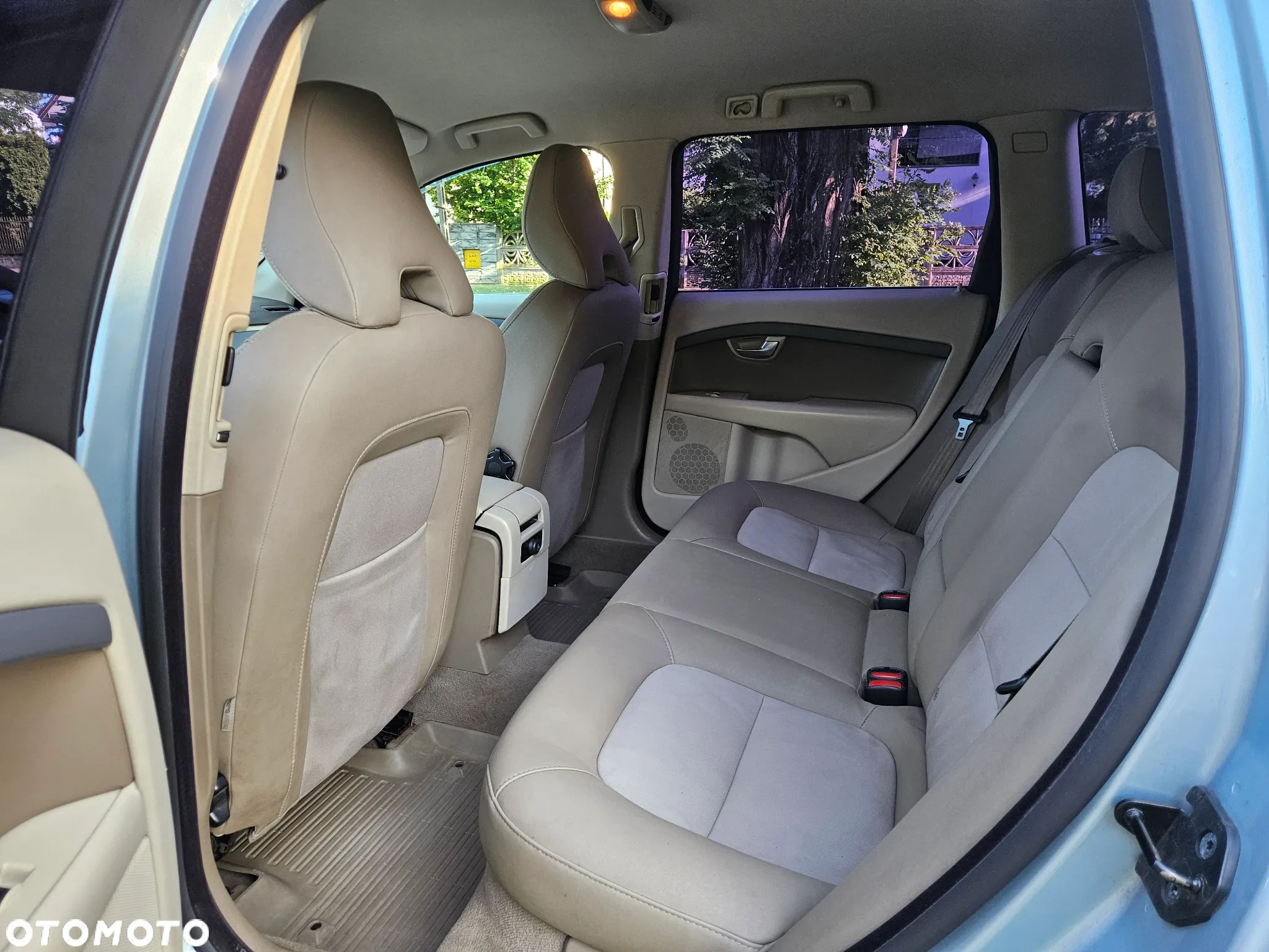 Volvo V70 - 9