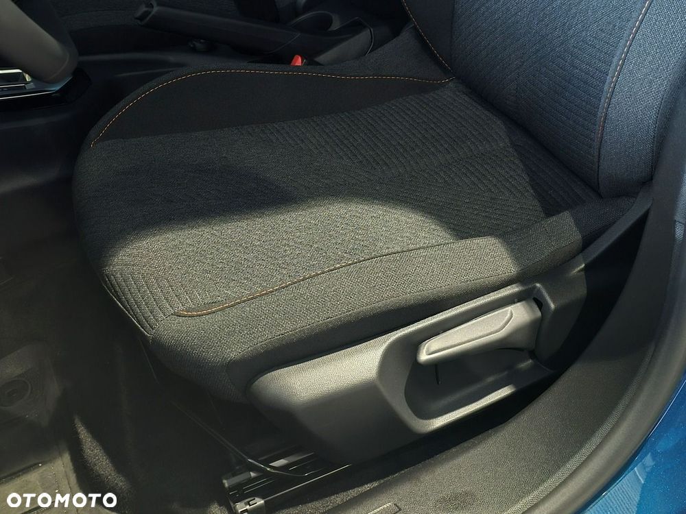 Peugeot 2008 - 12