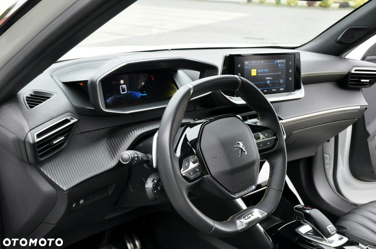 Peugeot 2008 - 22