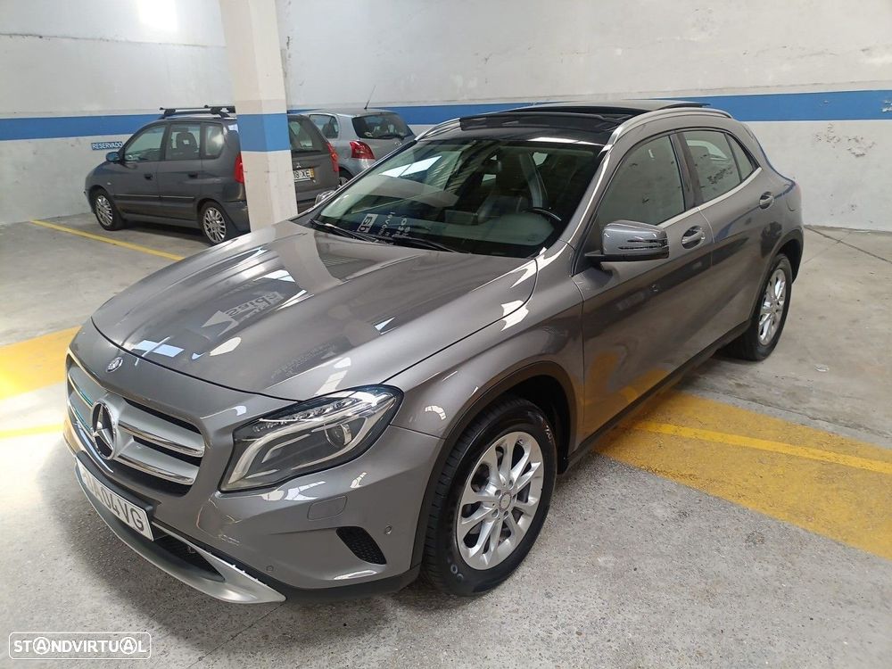 Mercedes-Benz GLA 200 (CDI) d 4Matic 7G-DCT - 16