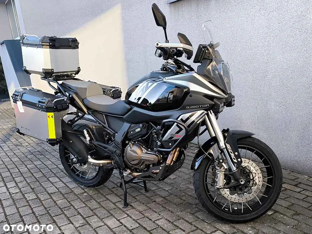 QJMOTOR SRT 600SX - 26