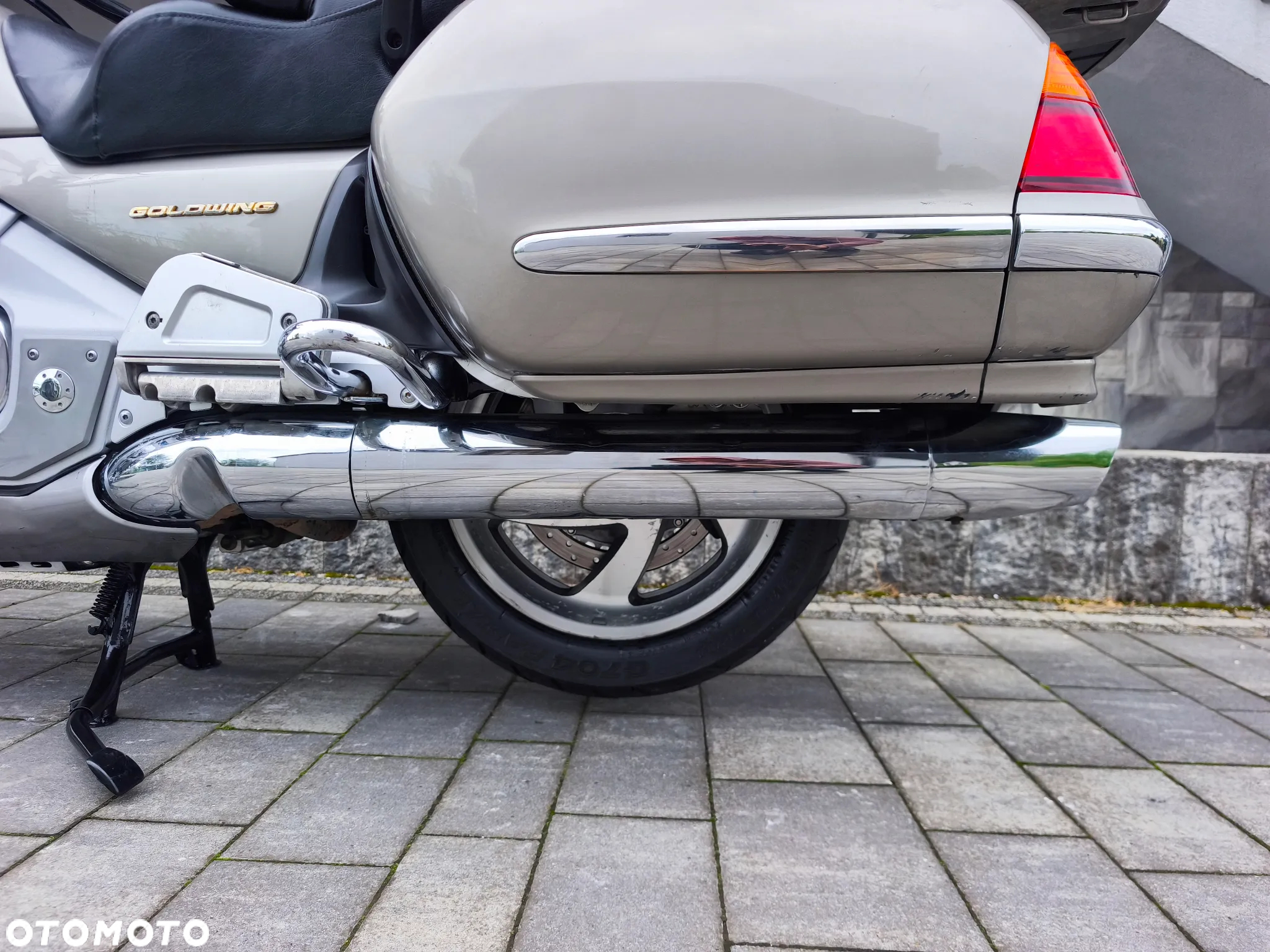 Honda GL - 23