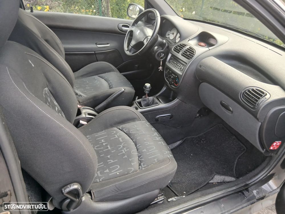Peugeot 206 1.6 HDi XS - 12