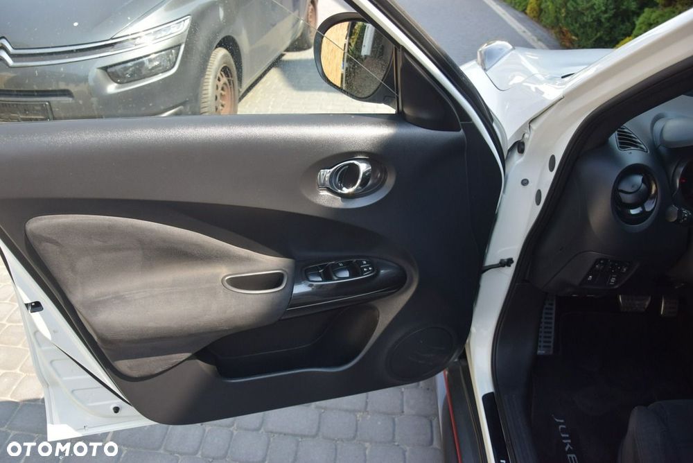 Nissan Juke 1.6 DIG-T ALL-MODE 4x4i CVT Nismo - 33