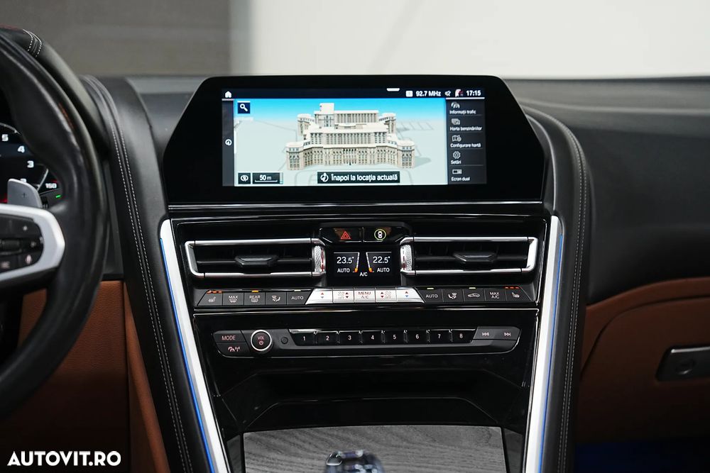 BMW Seria 8 840i - 24