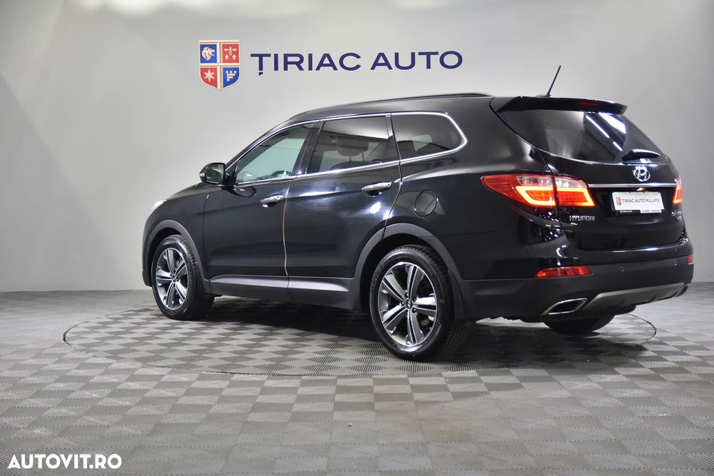 Hyundai Santa Fe 2.2 CRDi 4WD 7 seats Luxury+ - 4