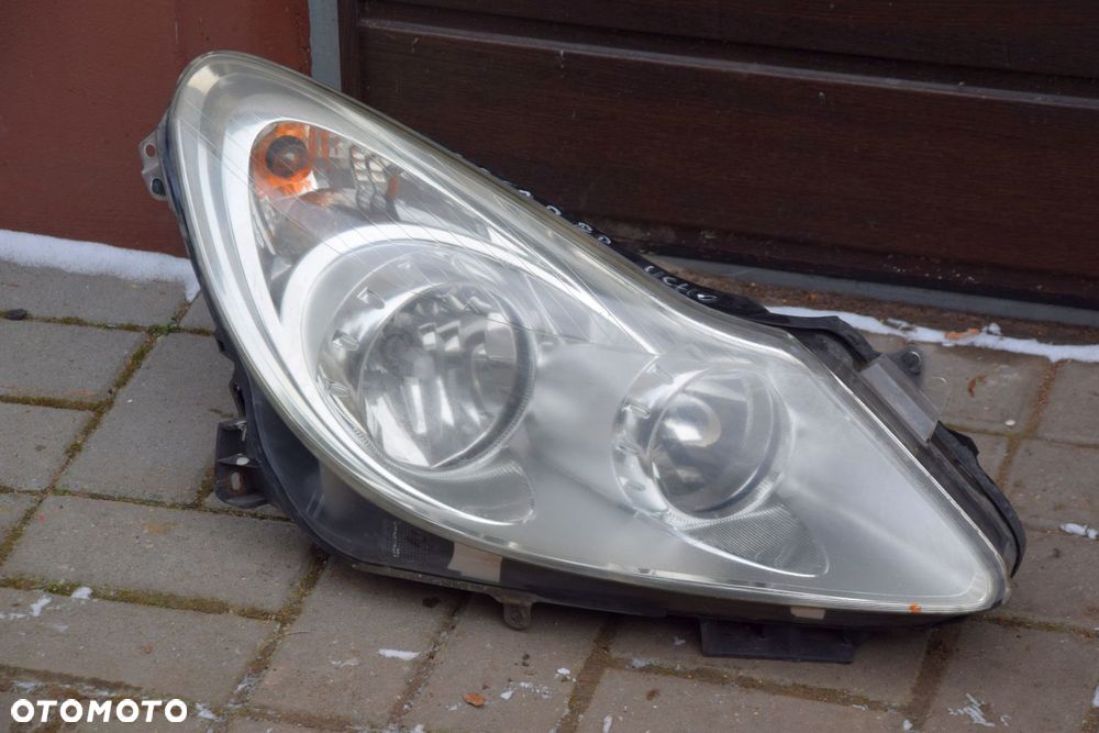 Opel Corsa D Lampa przednia prawa prawy przód UK ładna 13186384 - 2