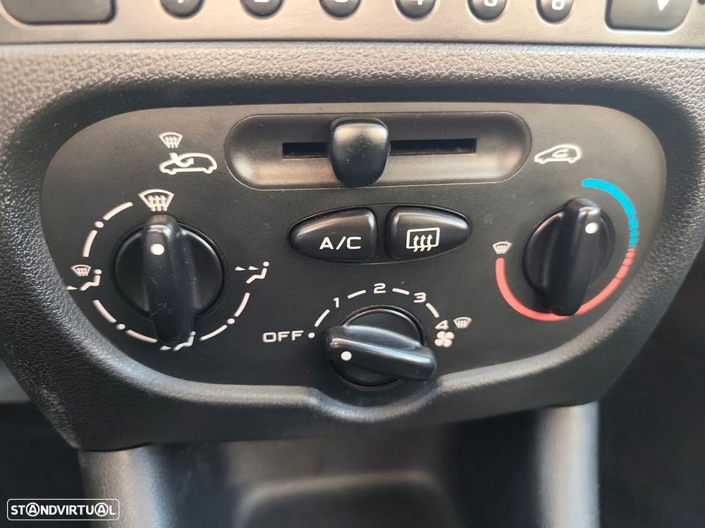 Peugeot 206+ 1.1 Trendy - 28