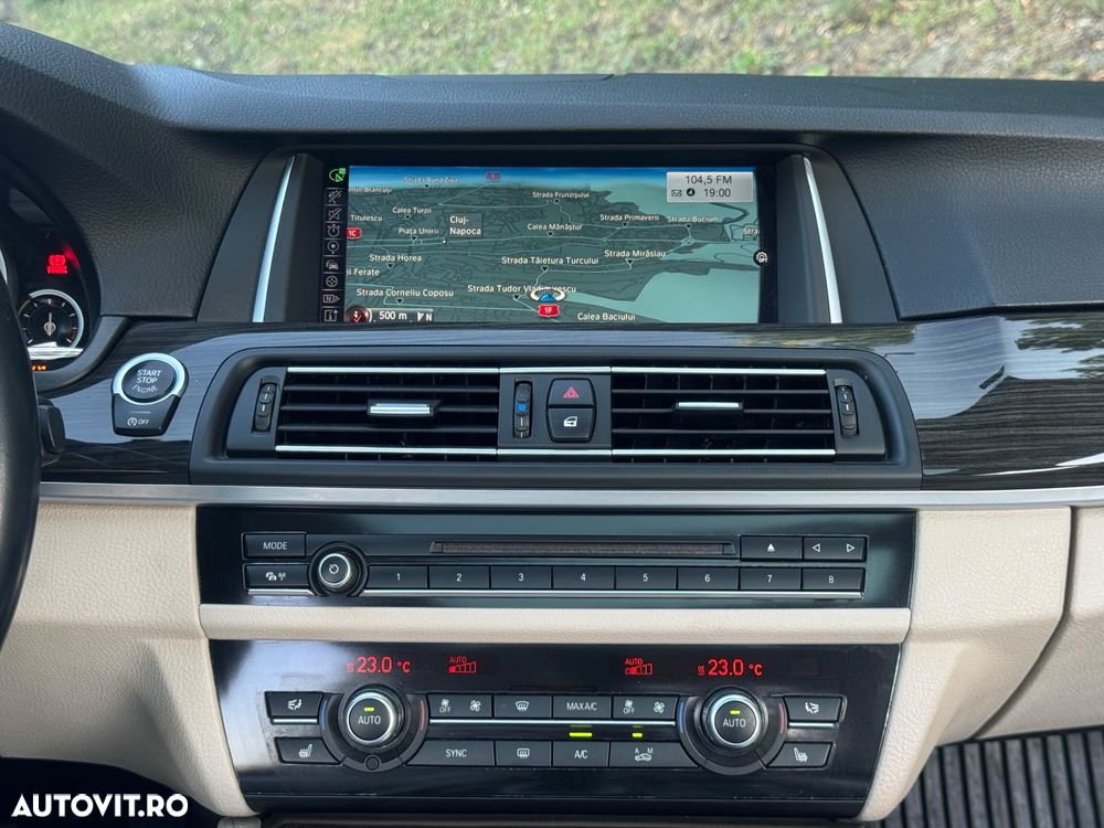 BMW Seria 5 525d Aut. - 21