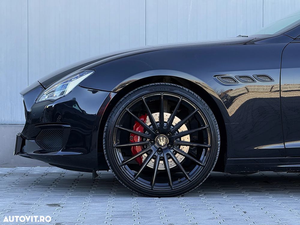Maserati Quattroporte Q4 GranSport S - 38