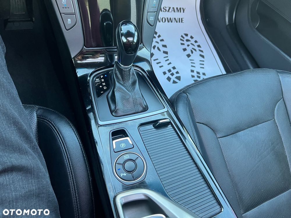 Hyundai i40 Kombi 1.7 CRDi DCT Premium - 25