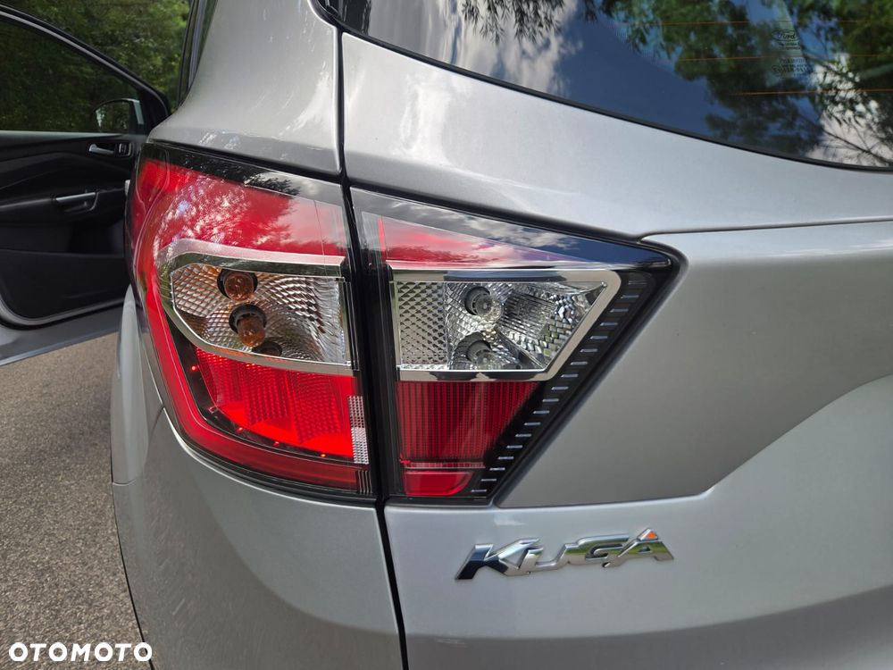 Ford Kuga 1.5 EcoBoost 2x4 Business Edition - 35