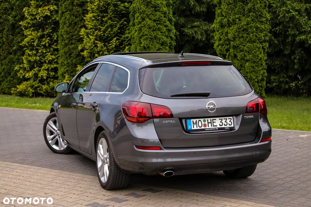 Opel Astra 1.6 Turbo Automatik Cosmo - 15
