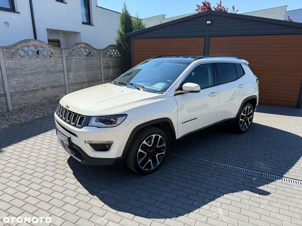 Jeep Compass - 1