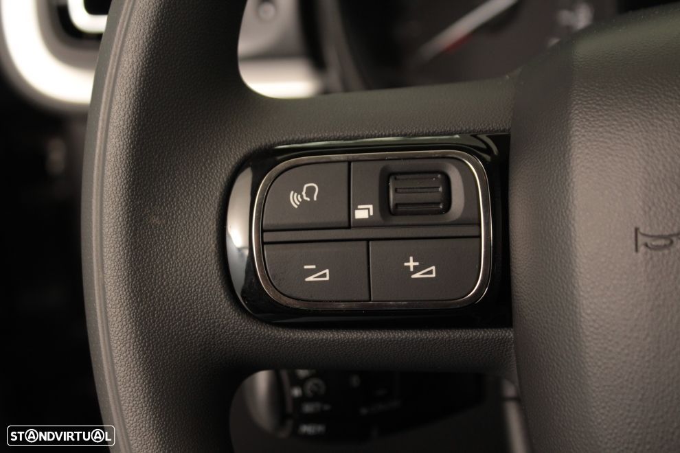 Citroën C3 1.2 PureTech Shine - 31