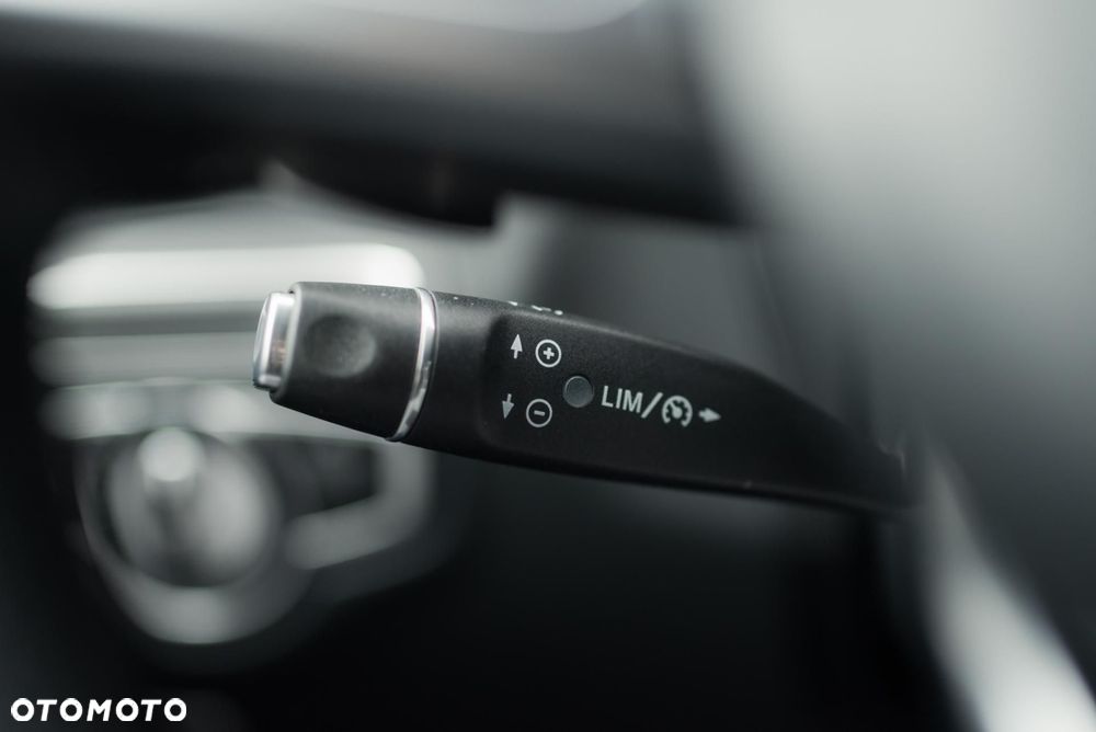 Mercedes-Benz GLC - 23