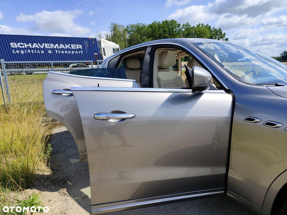 Maserati Levante S Q4 - 8