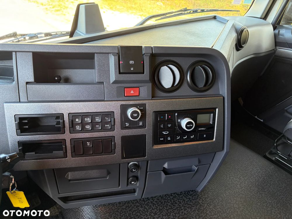 Renault T480 * 13 L * 180 000 km * 2 Zbiorniki * Klima Postojowa * - 10