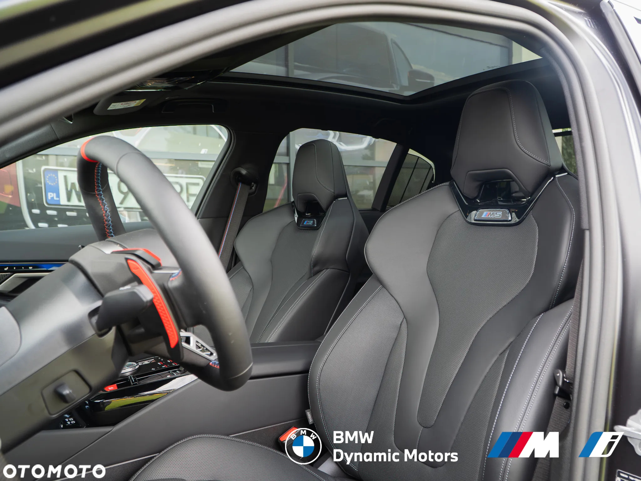 BMW M5 xDrive - 12
