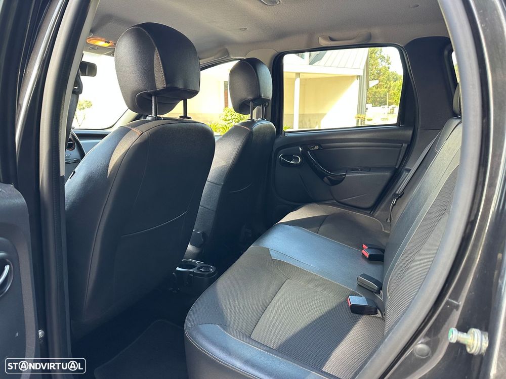 Dacia Duster 1.2 TCe Prestige - 11
