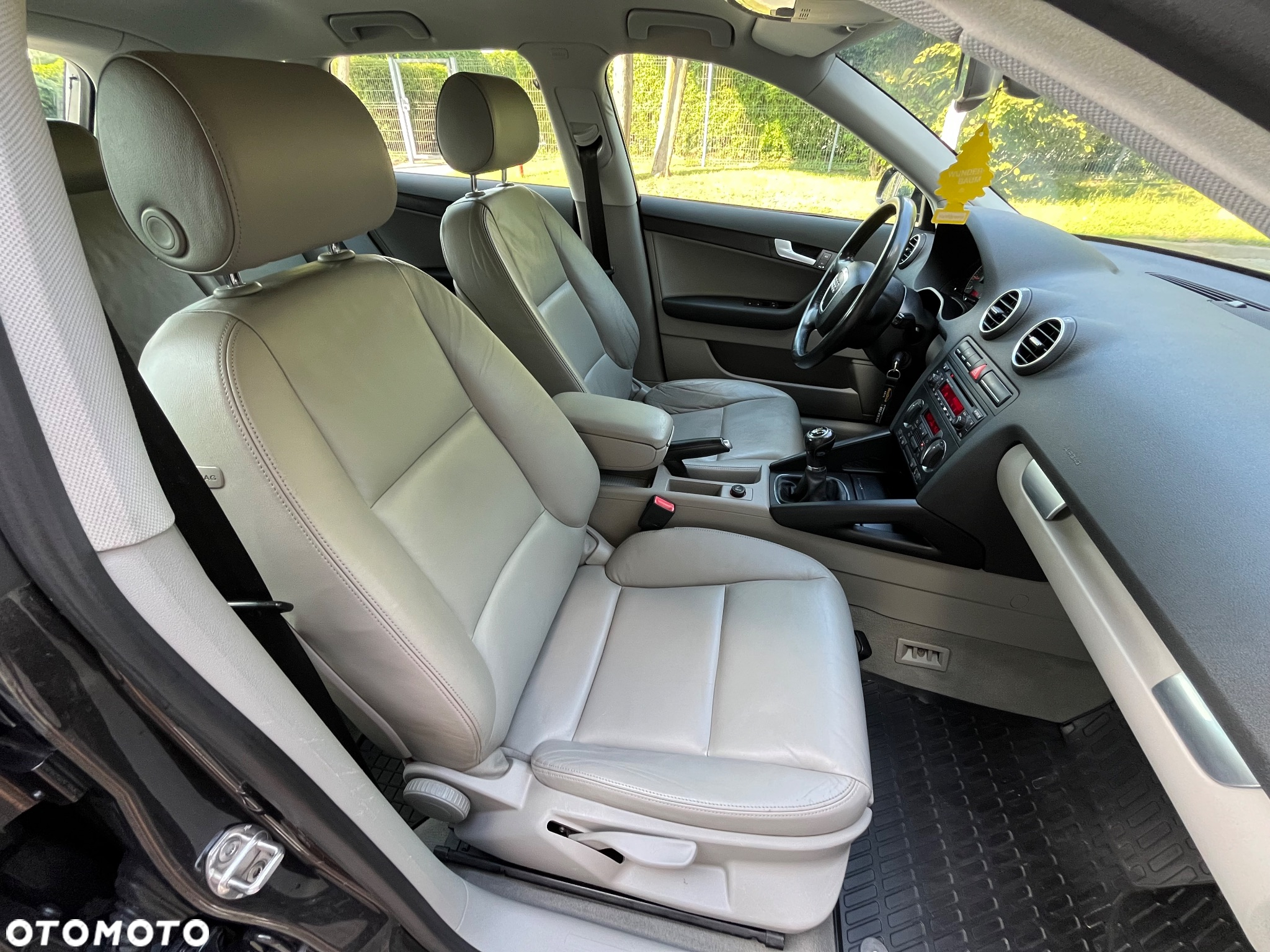 Audi A3 1.6 Attraction - 19