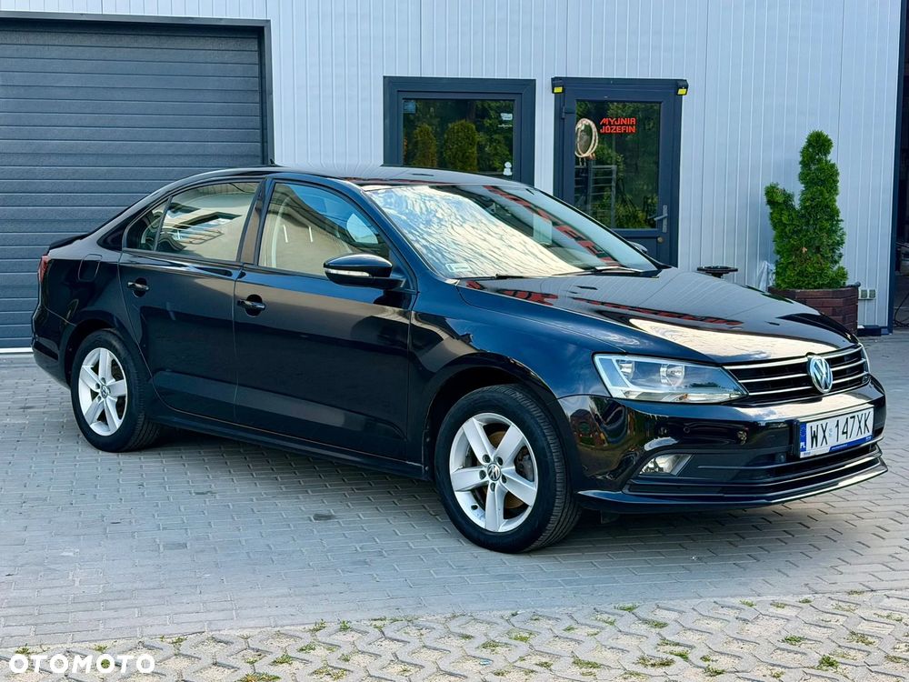 Volkswagen Jetta 1.4 TSI BMT Comfortline - 17