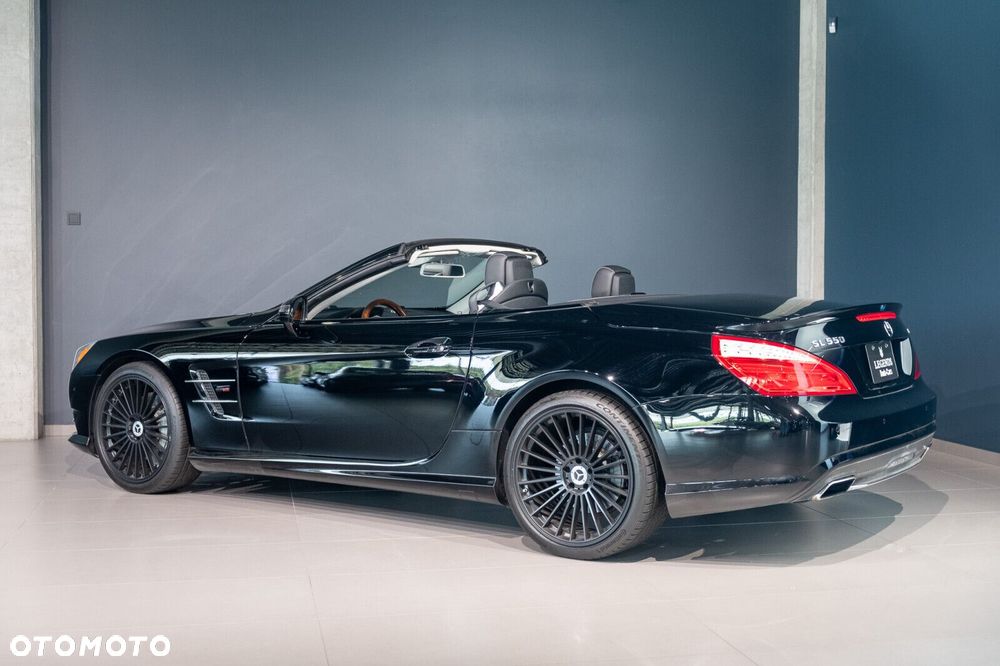 Mercedes-Benz SL - 10