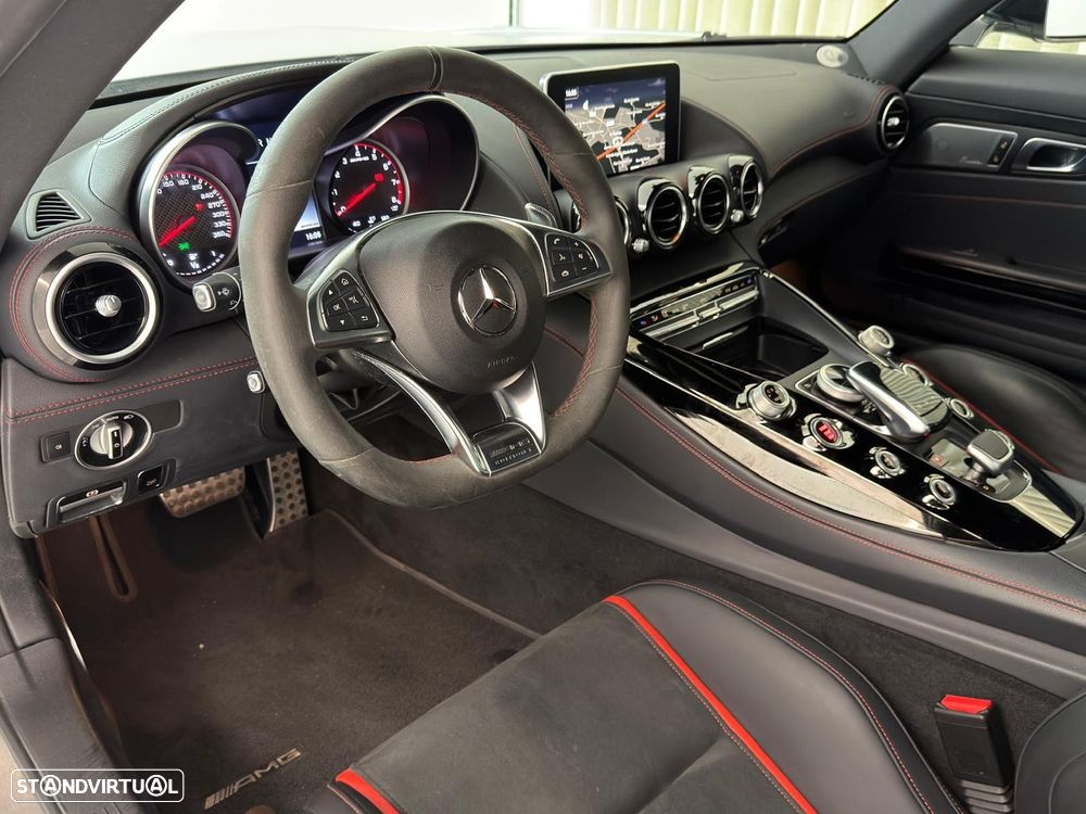 Mercedes-Benz AMG GT S - 15