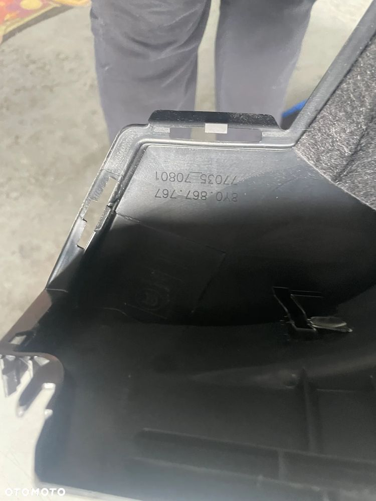 Audi A3 8Y Plastik boczny kanapy 8Y0867768,8Y0867767 - 3