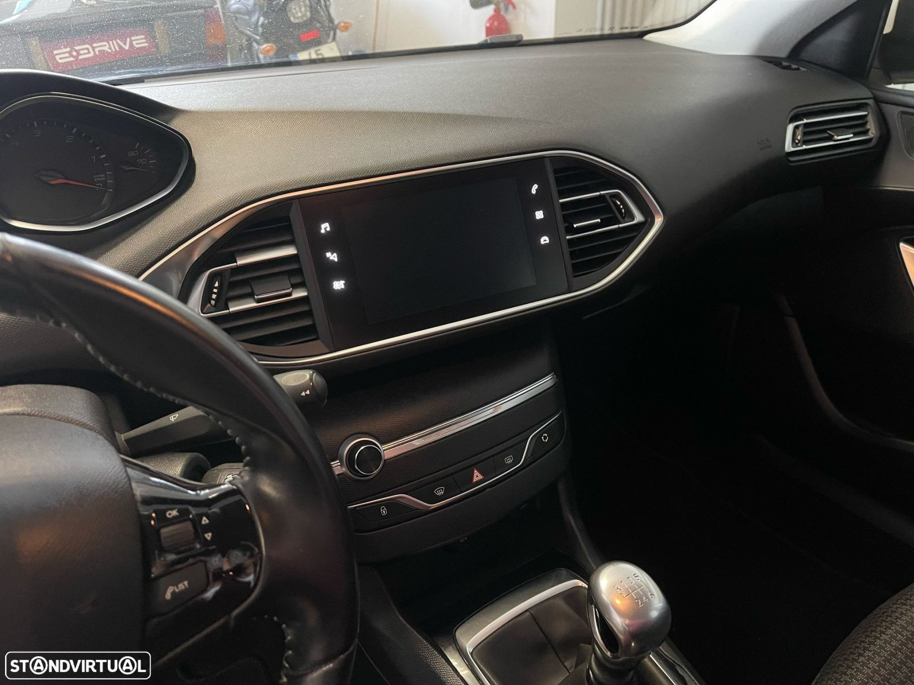 Peugeot 308 1.6 BlueHDi Active - 11