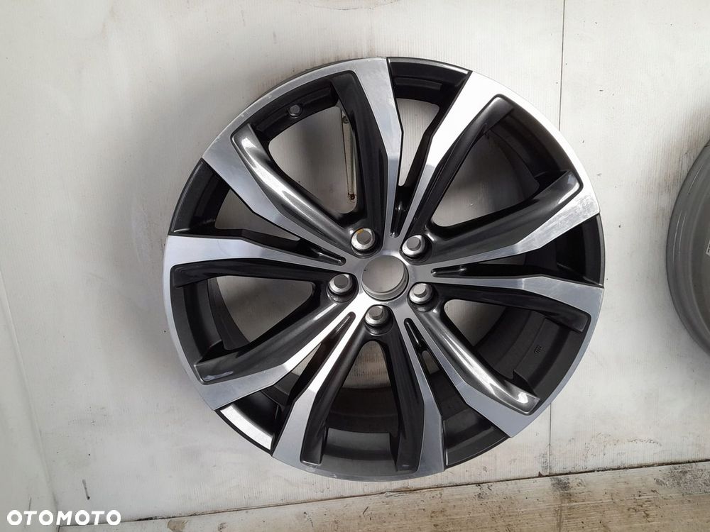 FELGA ALUMINIOWA LEXUS 5X114,3 20 ET30 - 1