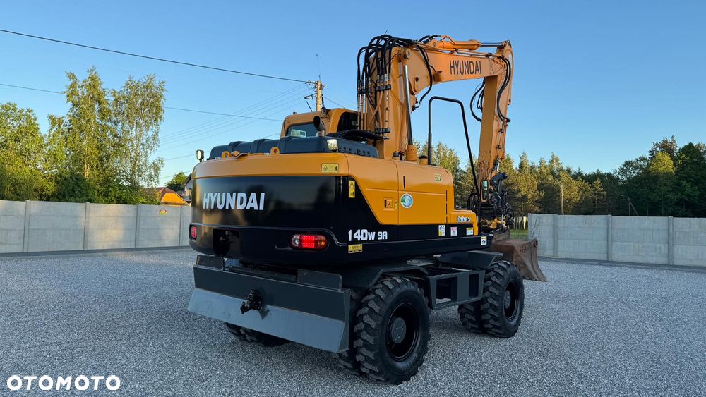 Hyundai Robex 140 - 14