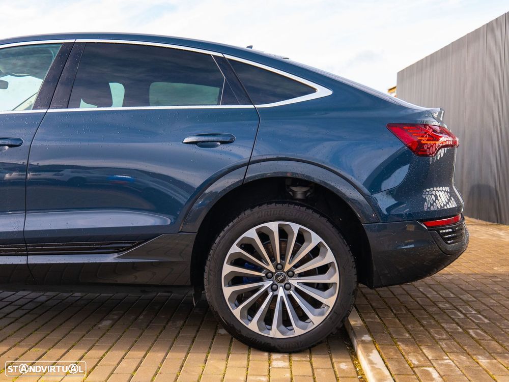 Audi Q8 e-Tron Sportback 55 quattro Advanced - 4