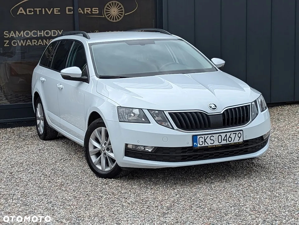 Skoda Octavia Combi 1.6 TDI DSG Style - 4