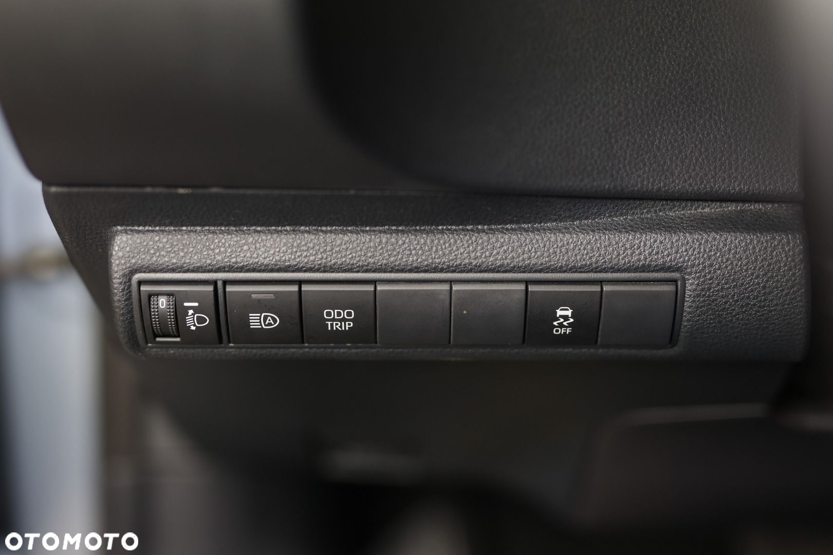 Toyota Corolla - 18