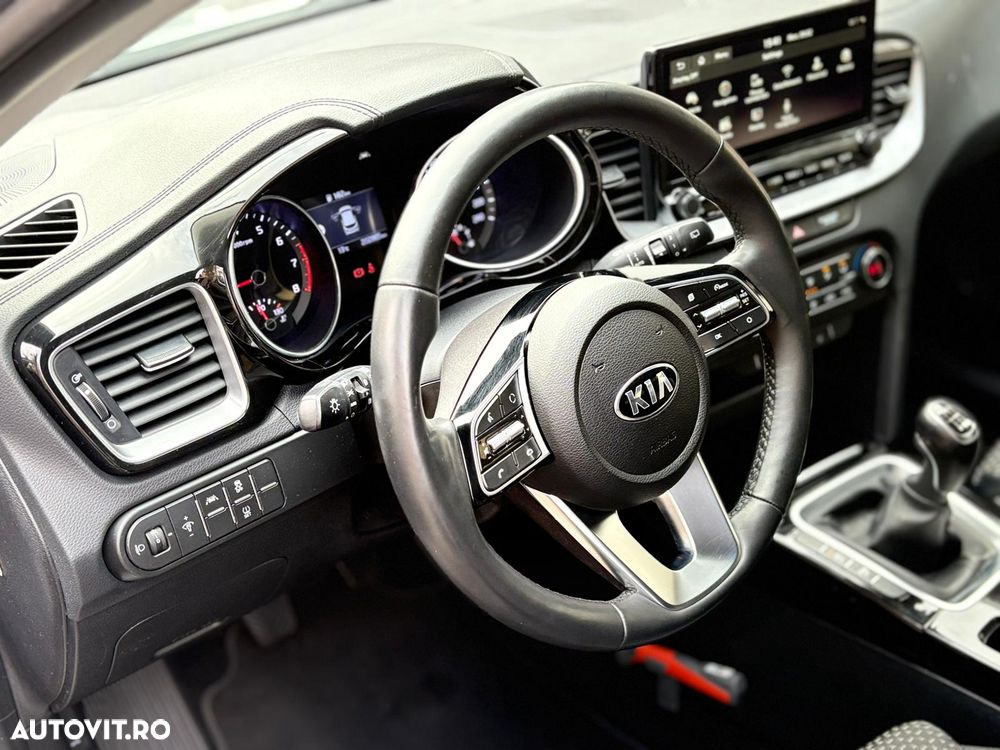 Kia Ceed - 6