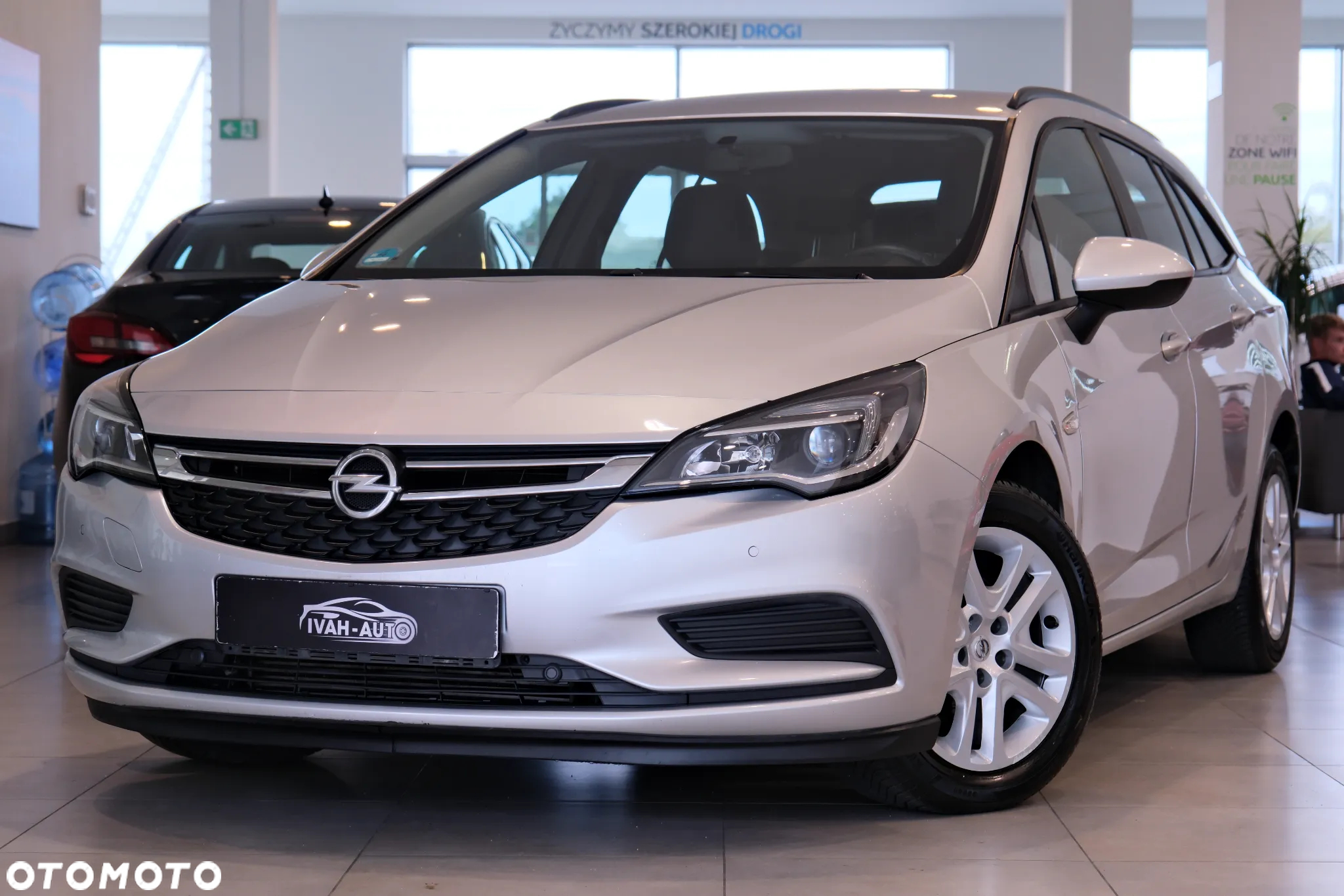 Opel Astra 1.6 CDTI Active - 18