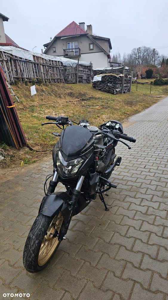 Bajaj Dominar 400 - 3