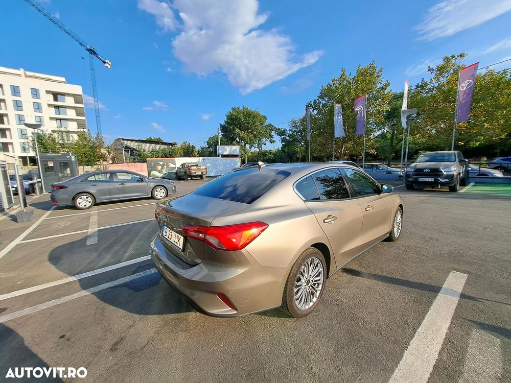 Ford Focus - 6