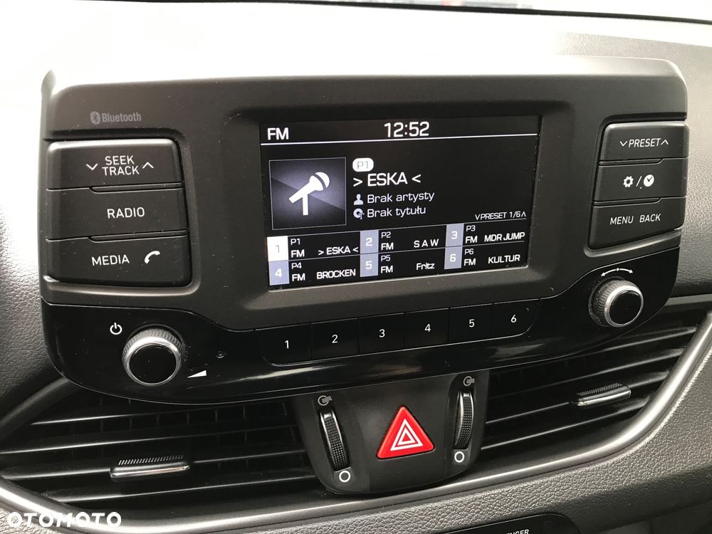 Hyundai i30 1.4 Passion Plus - 10