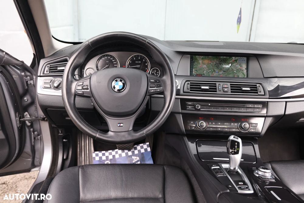BMW Seria 5 520i Aut. Modern Line - 6