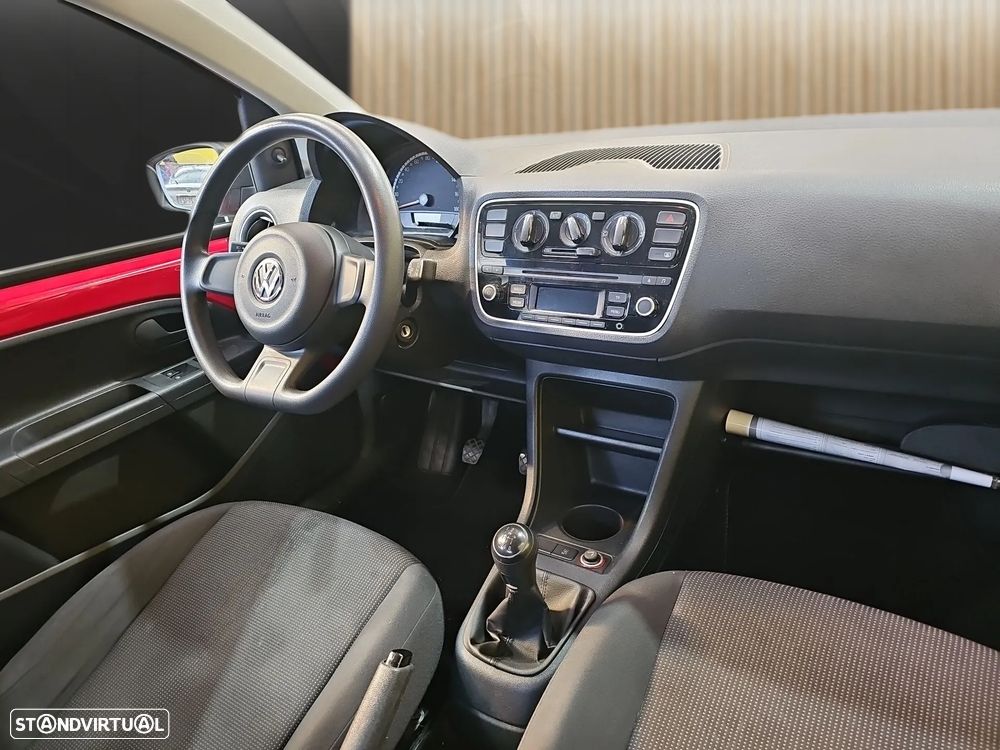 VW Up! 1.0 Take - 13