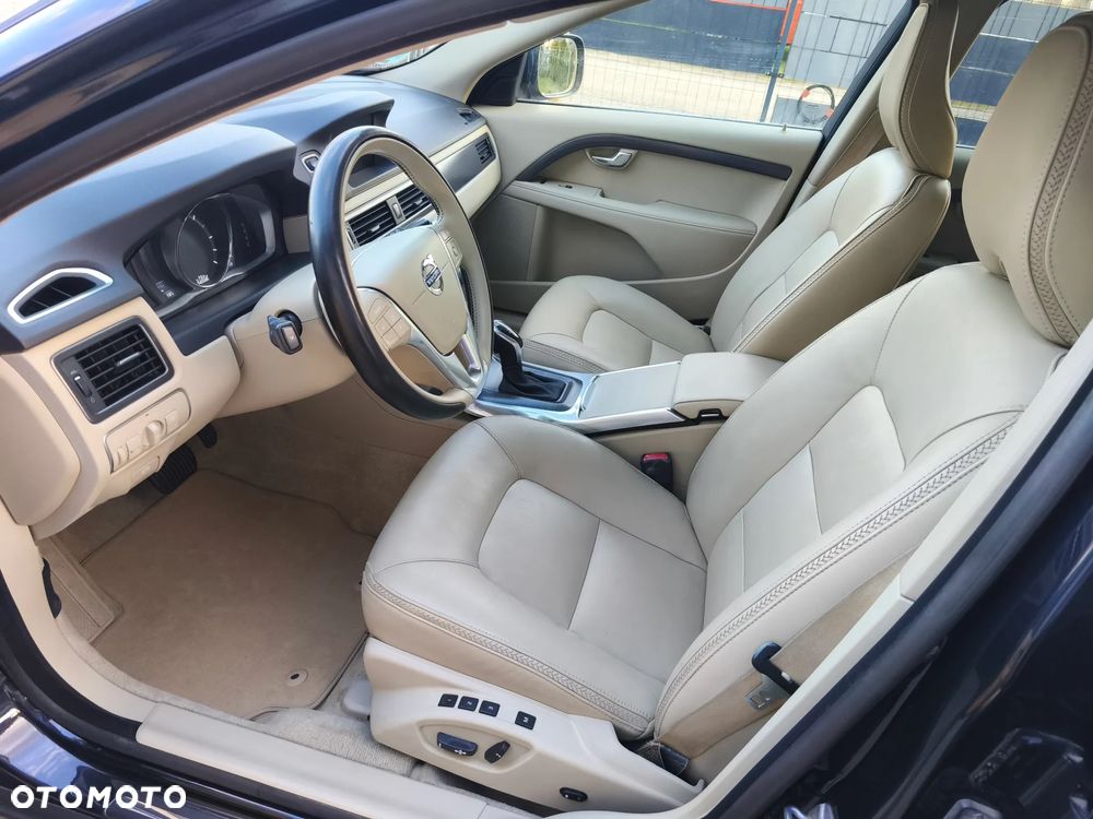 Volvo XC 70 D4 AWD Geartronic Summum - 20