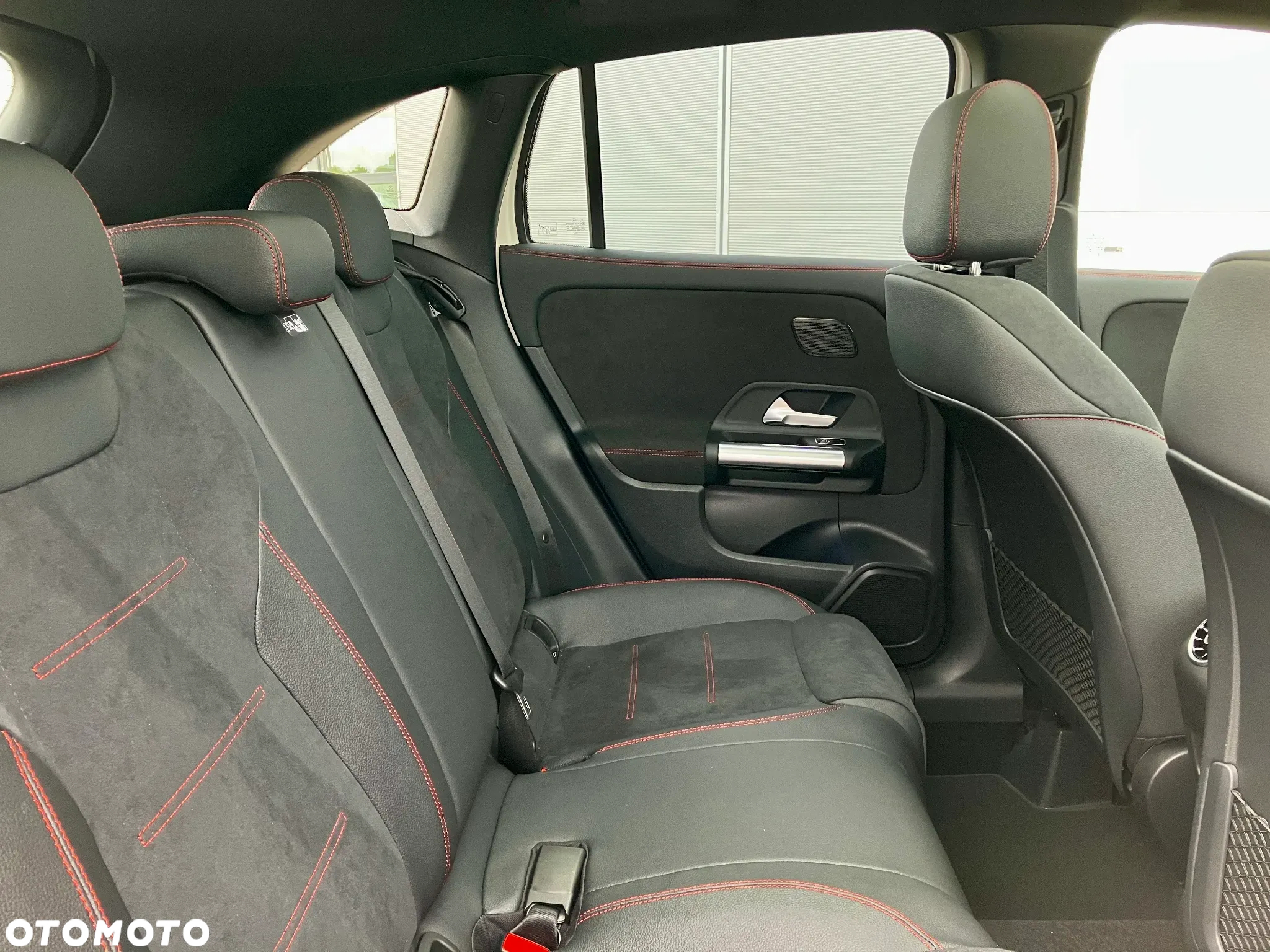Mercedes-Benz GLA 250 e PHEV AMG Line 8G-DCT - 7