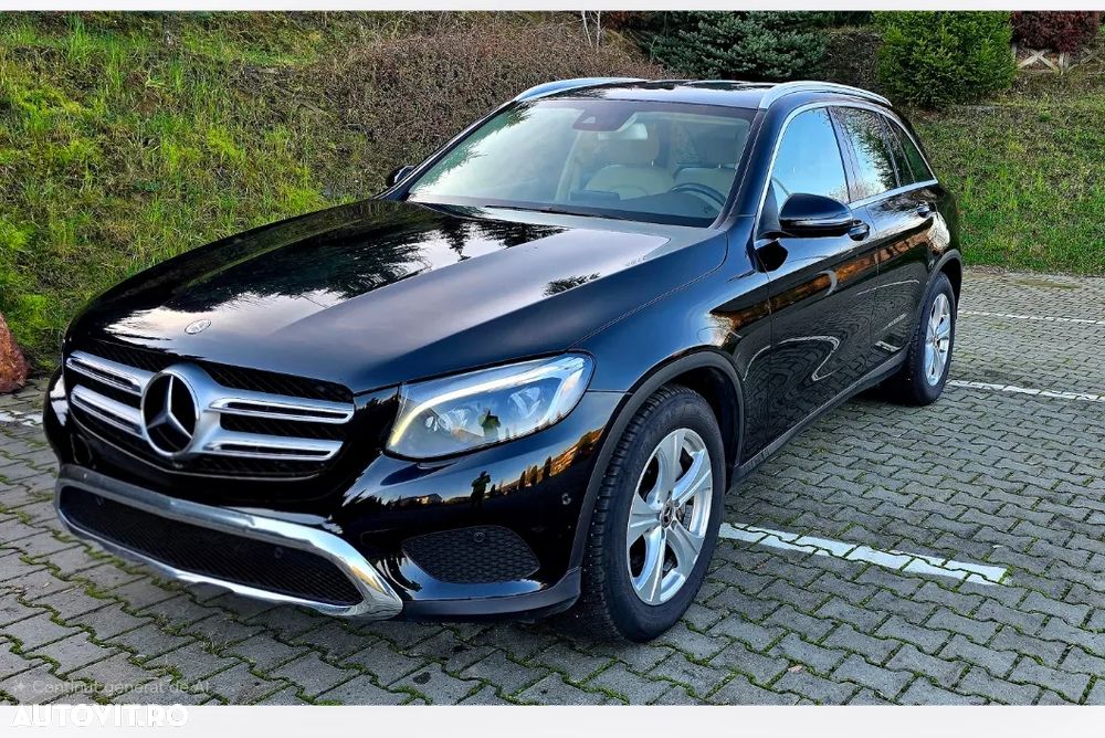 Mercedes-Benz GLC - 1