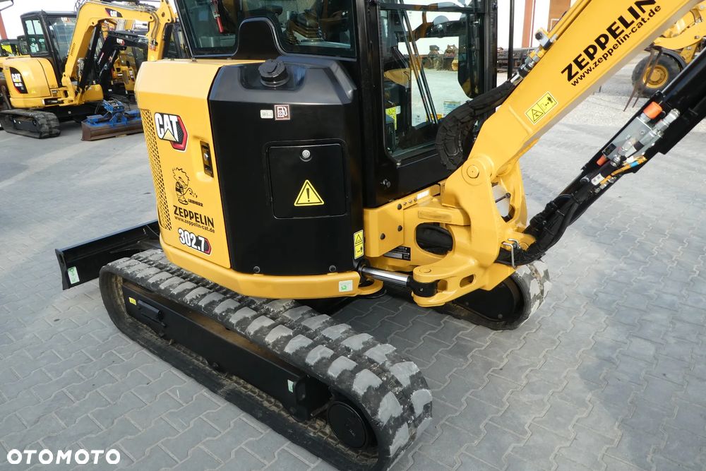 Caterpillar 302.7 PAWERTILT TRZY ŁYŻKI - 12