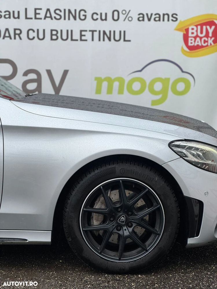 Mercedes-Benz C - 32