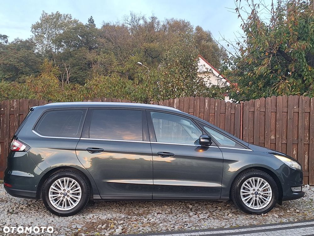 Ford Galaxy - 12