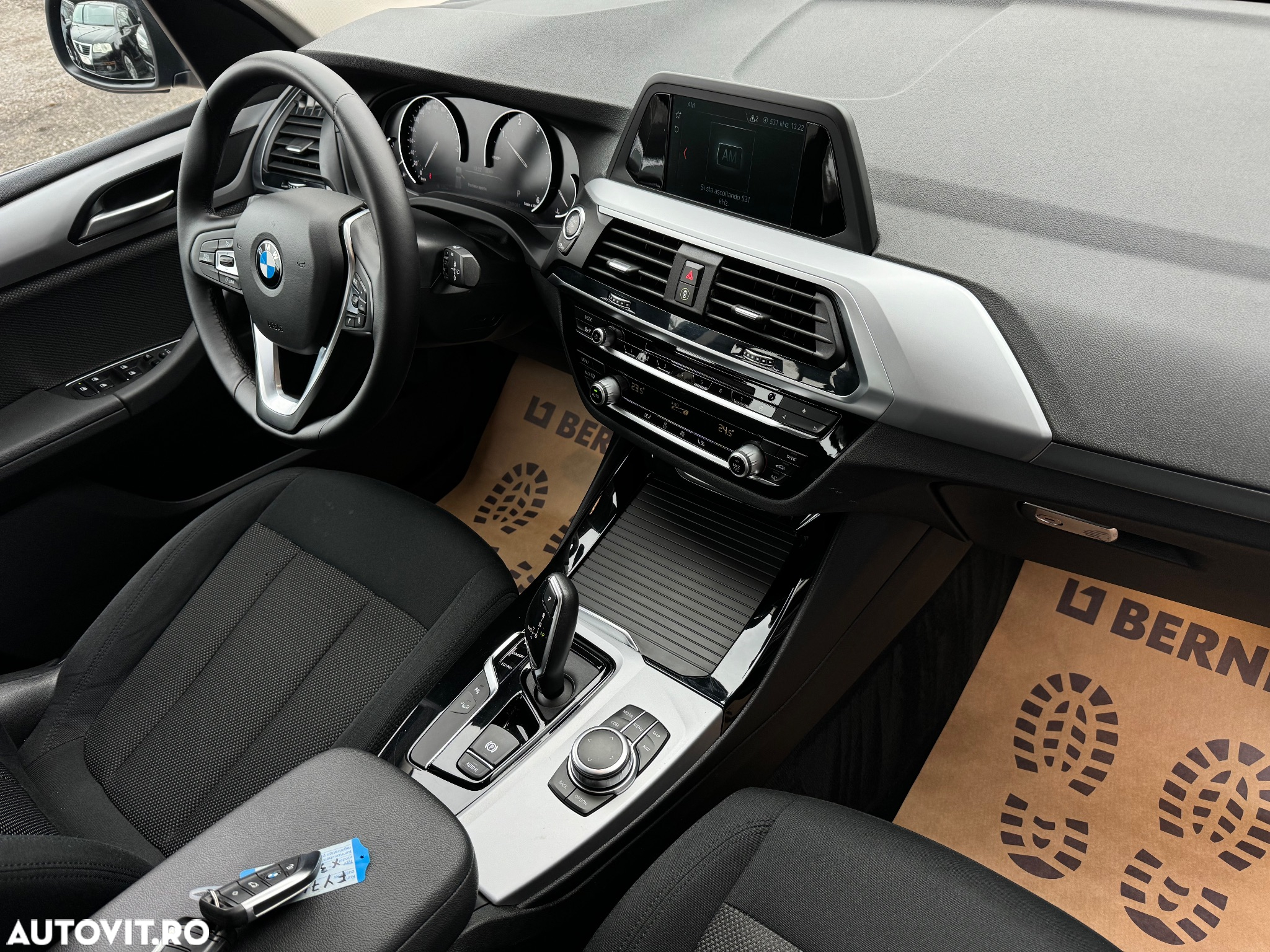 BMW X3 xDrive20d AT Advantage - 7